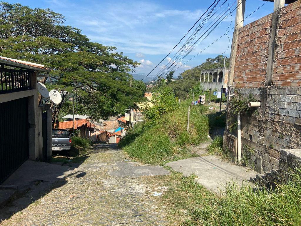 Casa, Morro São Francisco, 3 Quartos, 0 Vaga