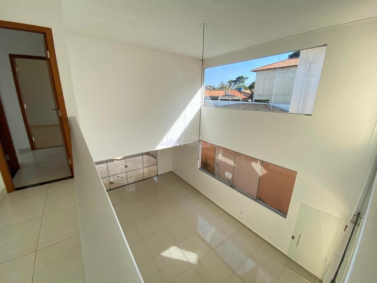 Casa, Trevo, 5 Quartos, 4 Vagas, 3 Suítes