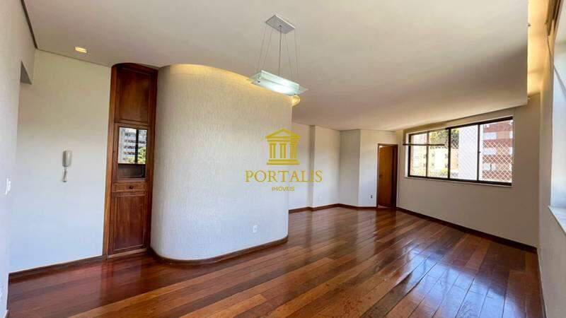 Apartamento, Cruzeiro, 4 Quartos, 2 Vagas, 1 Suíte
