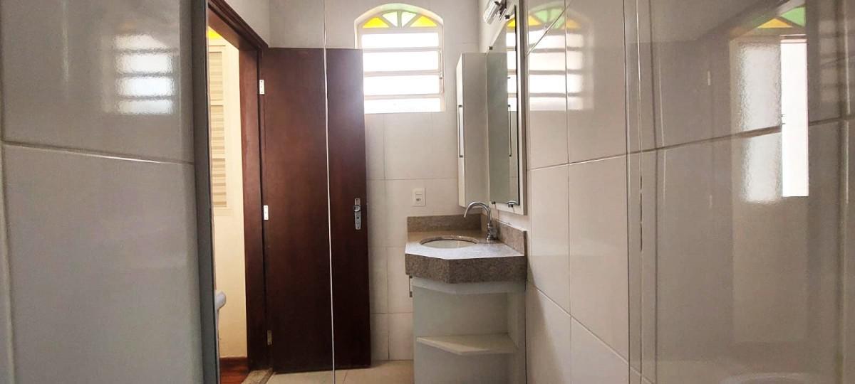 Casa, Coração Eucarístico, 3 Quartos, 4 Vagas, 1 Suíte