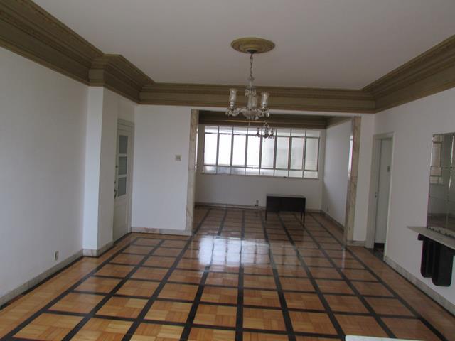 Apartamento, Centro, 5 Quartos, 0 Vaga, 1 Suíte