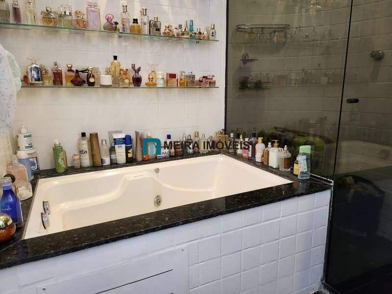 Apartamento, Sion, 4 Quartos, 2 Vagas, 1 Suíte