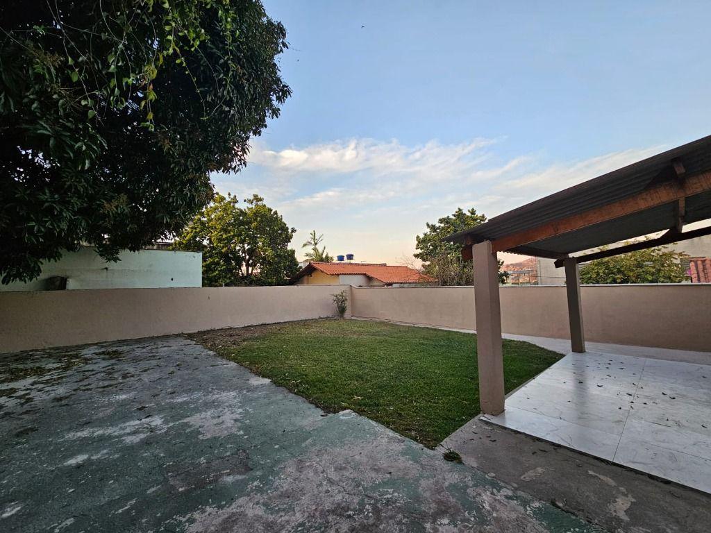Casa, Nações Unidas, 2 Quartos, 0 Vaga, 1 Suíte