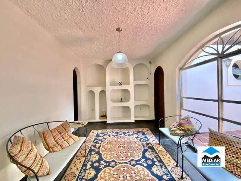 Casa, Sion, 4 Quartos, 6 Vagas, 1 Suíte