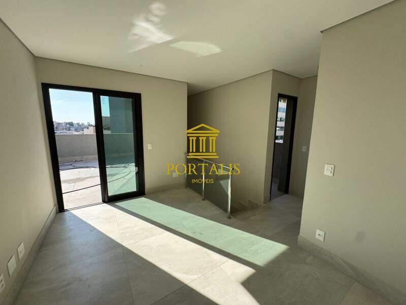 Cobertura, Sion, 2 Quartos, 2 Vagas, 2 Suítes