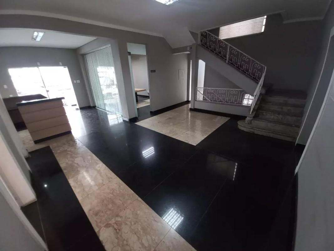 Casa Comercial, Prado, 0 Quarto, 9 Vagas