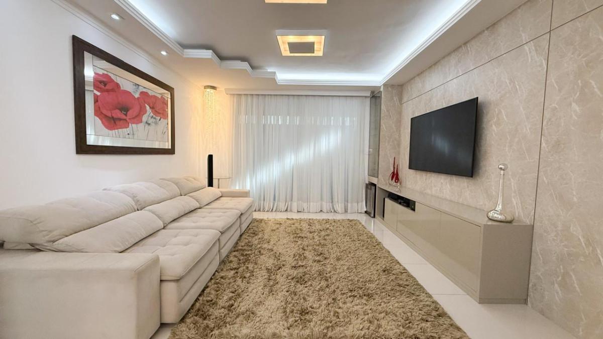 Apartamento, Castelo, 3 Quartos, 2 Vagas, 1 Suíte