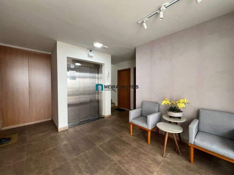 Apartamento, Sagrada Família, 2 Quartos, 1 Vaga