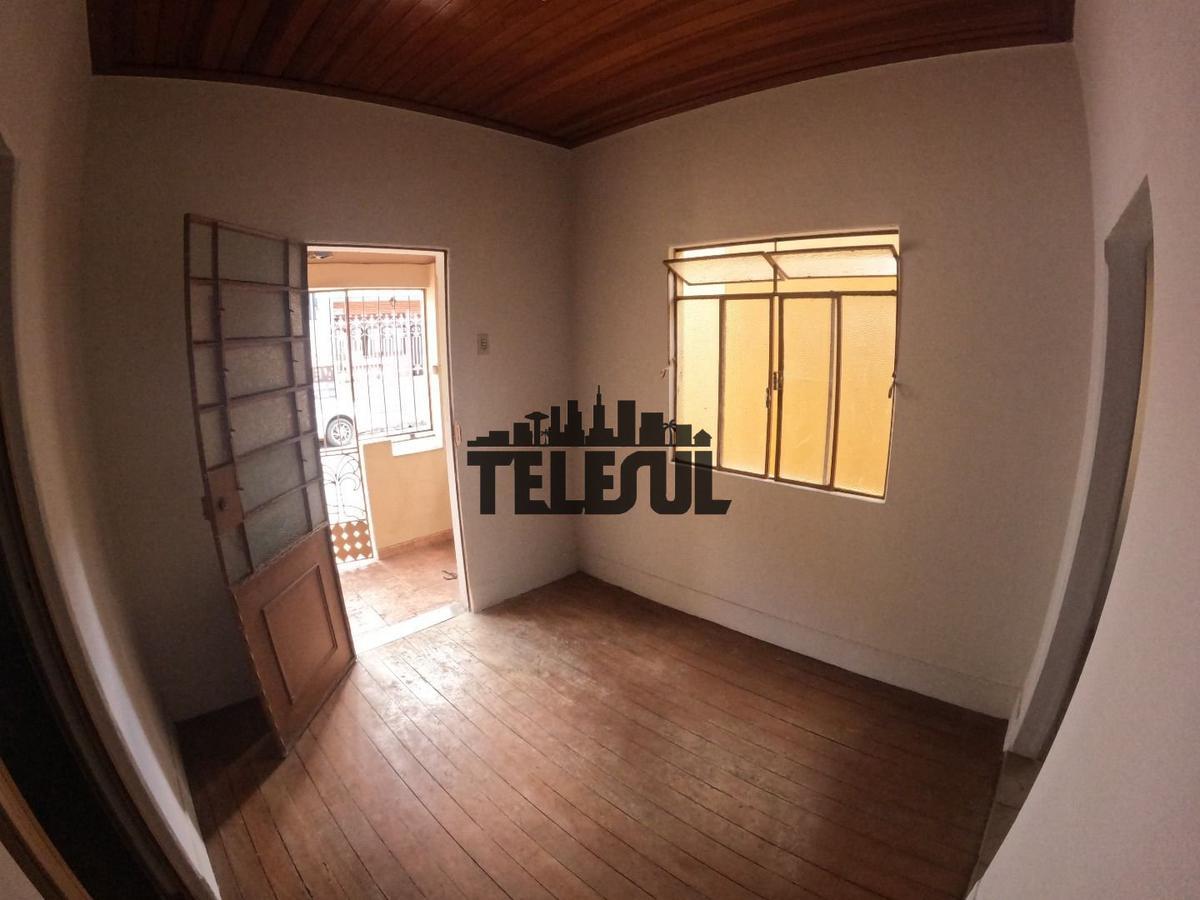 Casa, Centro, 3 Quartos, 0 Vaga