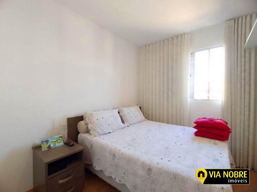 Cobertura, Estoril, 2 Quartos, 2 Vagas, 2 Suítes
