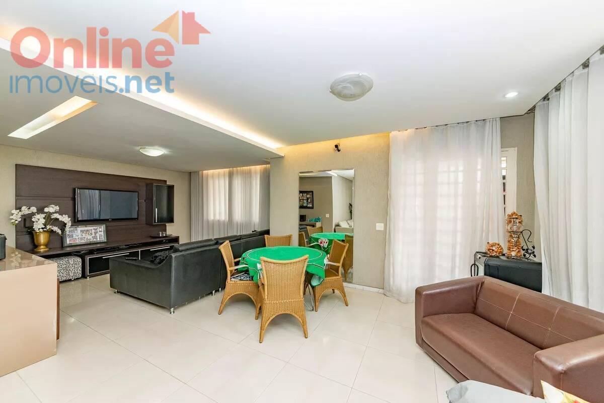 Casa, Gutierrez, 4 Quartos, 0 Vaga, 3 Suítes