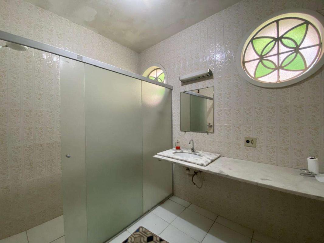 Casa, Sion, 4 Quartos, 6 Vagas, 1 Suíte