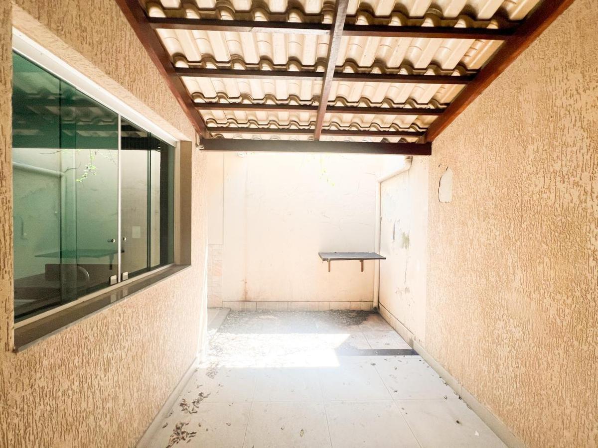 Casa, Santa Terezinha, 2 Quartos, 1 Vaga, 1 Suíte