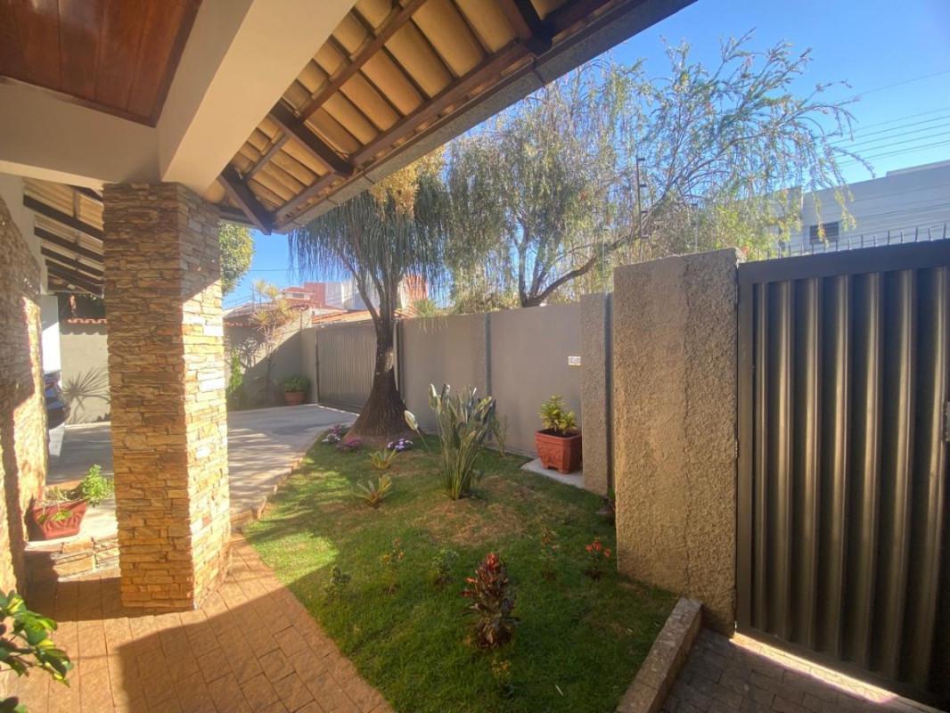 Casa, Nossa Senhora do Carmo, 4 Quartos, 4 Vagas, 2 Suítes