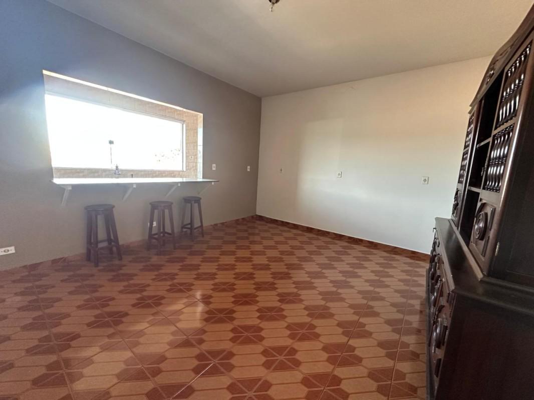 Casa, Centro, 3 Quartos, 1 Vaga, 1 Suíte