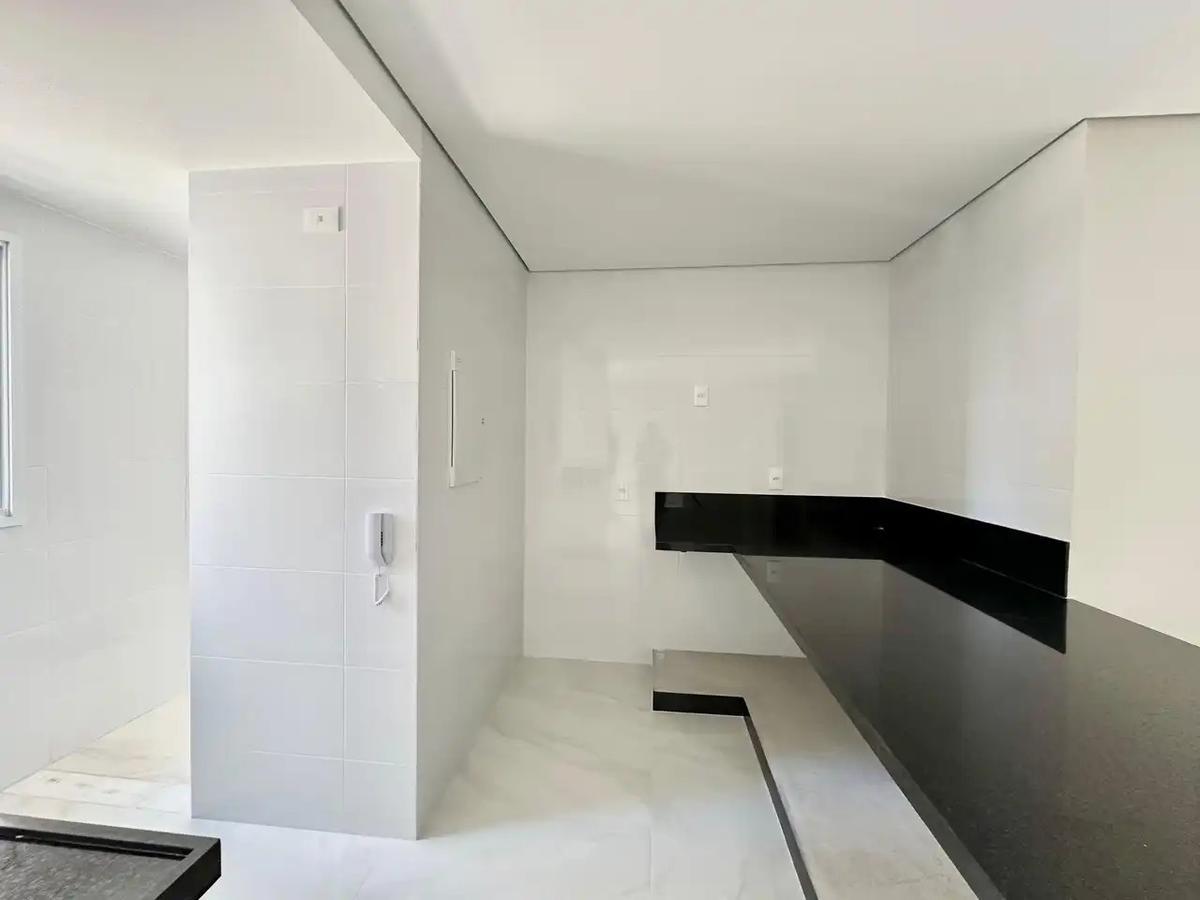 Apartamento, Lourdes, 3 Quartos, 2 Vagas, 3 Suítes
