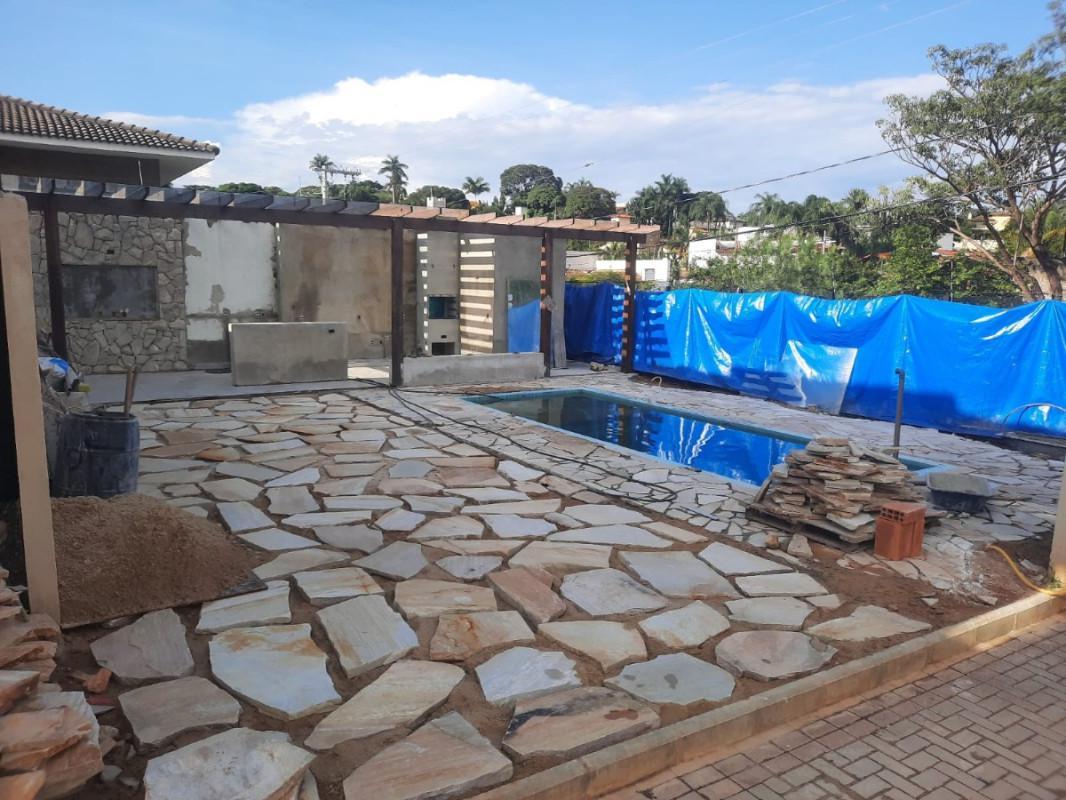 Casa, Pampulha, 4 Quartos, 2 Vagas, 1 Suíte