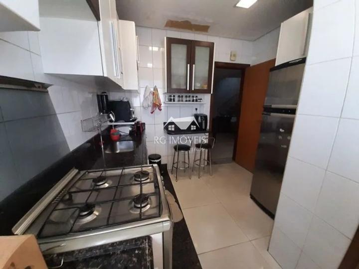 Cobertura, Estoril, 3 Quartos, 3 Vagas, 1 Suíte