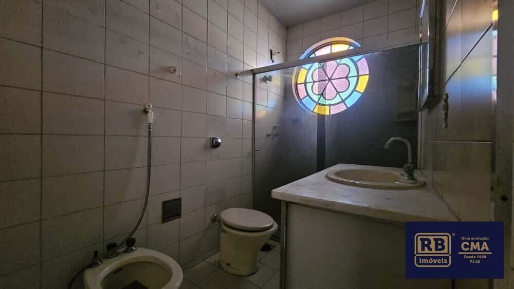 Casa, Coração Eucarístico, 3 Quartos, 5 Vagas, 1 Suíte