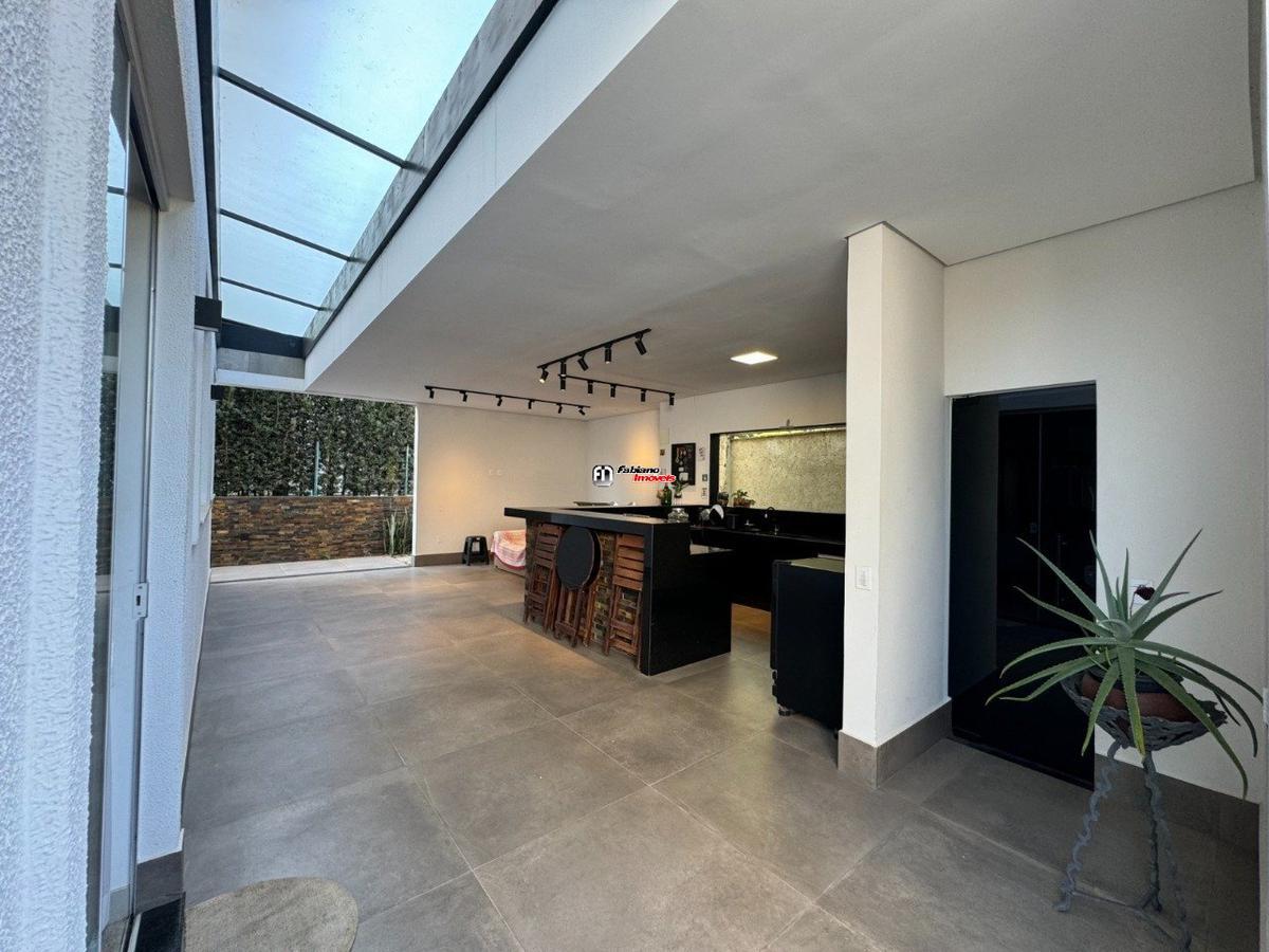 Casa, Garças, 3 Quartos, 4 Vagas, 2 Suítes