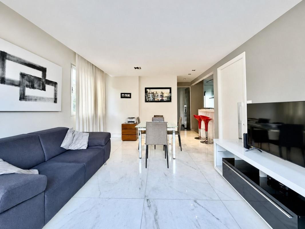 Apartamento, Cruzeiro, 2 Quartos, 2 Vagas, 1 Suíte