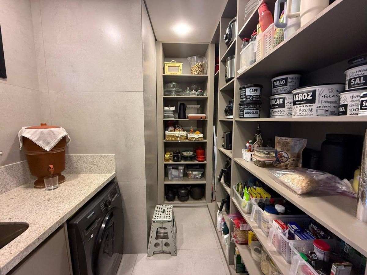 Casa, Trevo, 3 Quartos, 2 Vagas, 3 Suítes