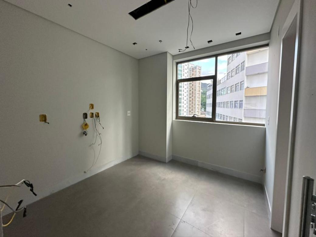 Sala, Savassi, 0 Quarto, 1 Vaga