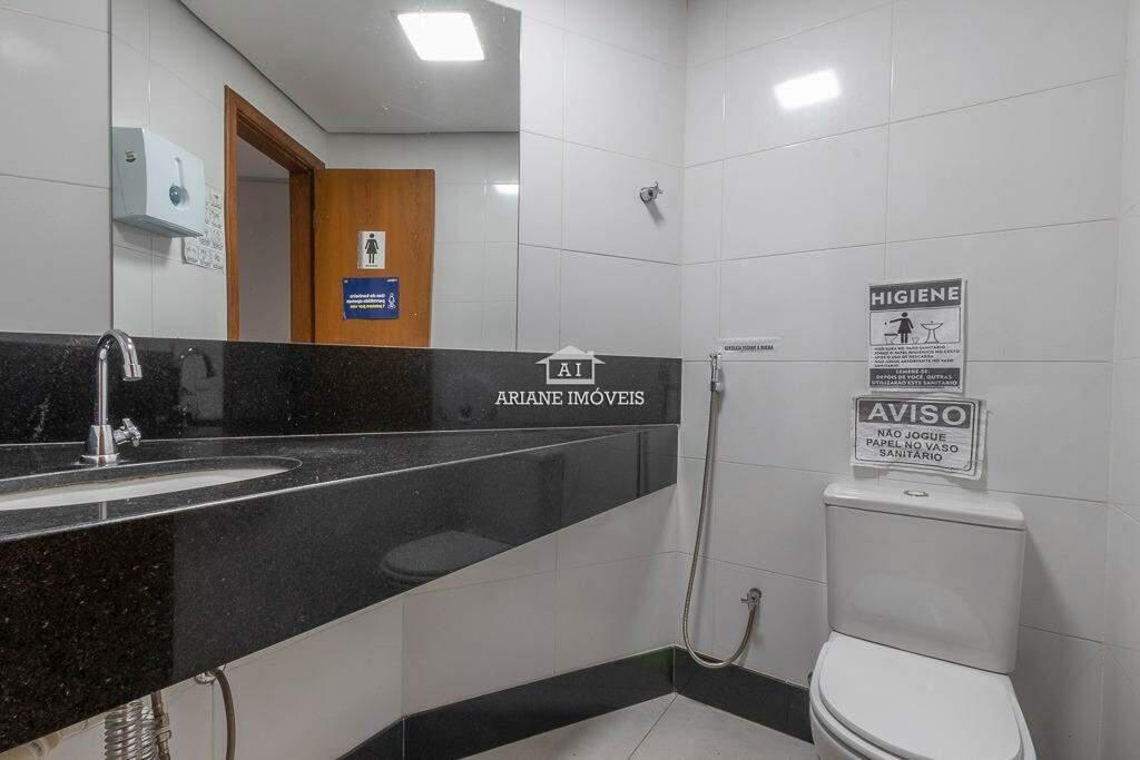 Sala, Vila da Serra, 0 Quarto, 7 Vagas