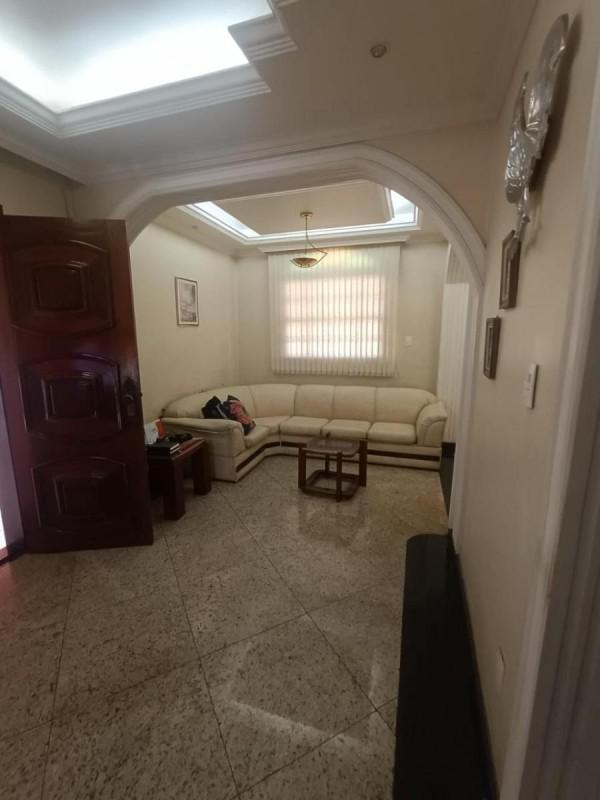 Casa, Piratininga (venda Nova), 6 Quartos, 4 Vagas, 1 Suíte
