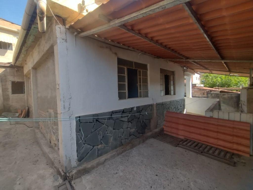 Casa, Itacolomi, 6 Quartos, 12 Vagas