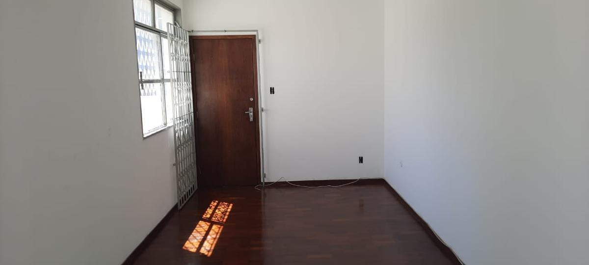 Apartamento, Floresta, 3 Quartos, 1 Vaga, 1 Suíte
