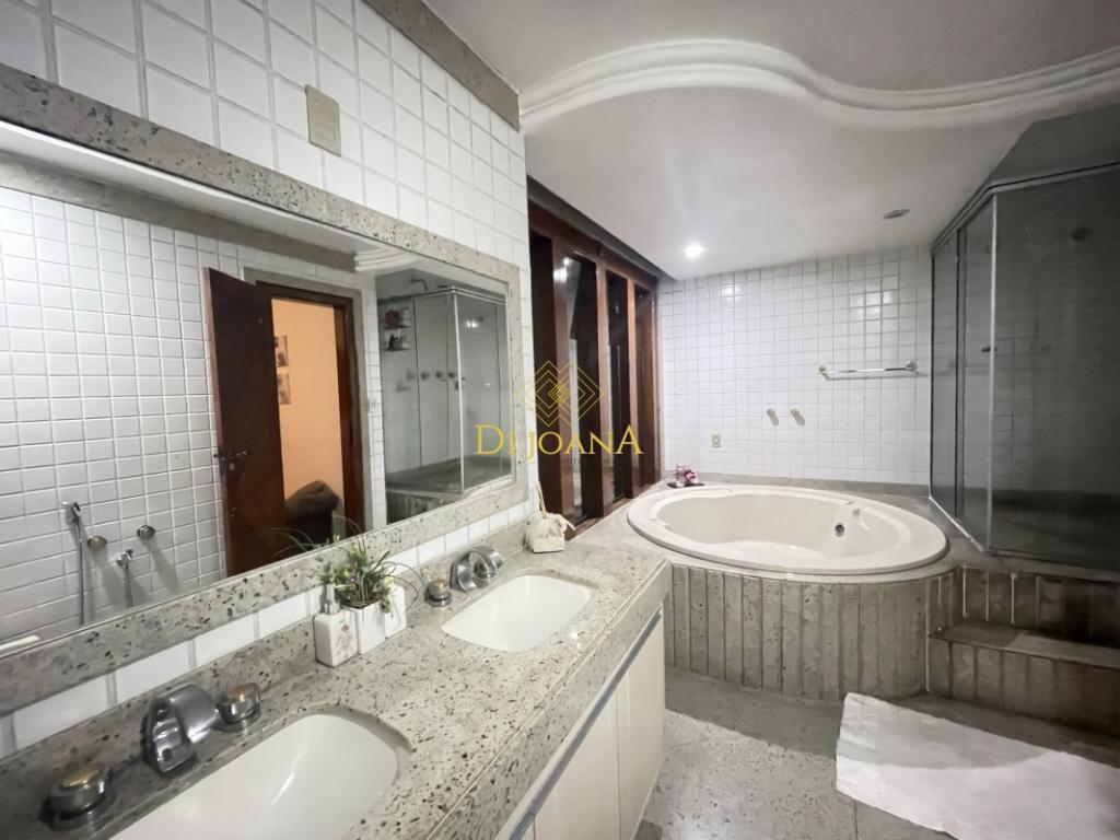 Casa, Ingá Alto, 3 Quartos, 4 Vagas, 3 Suítes