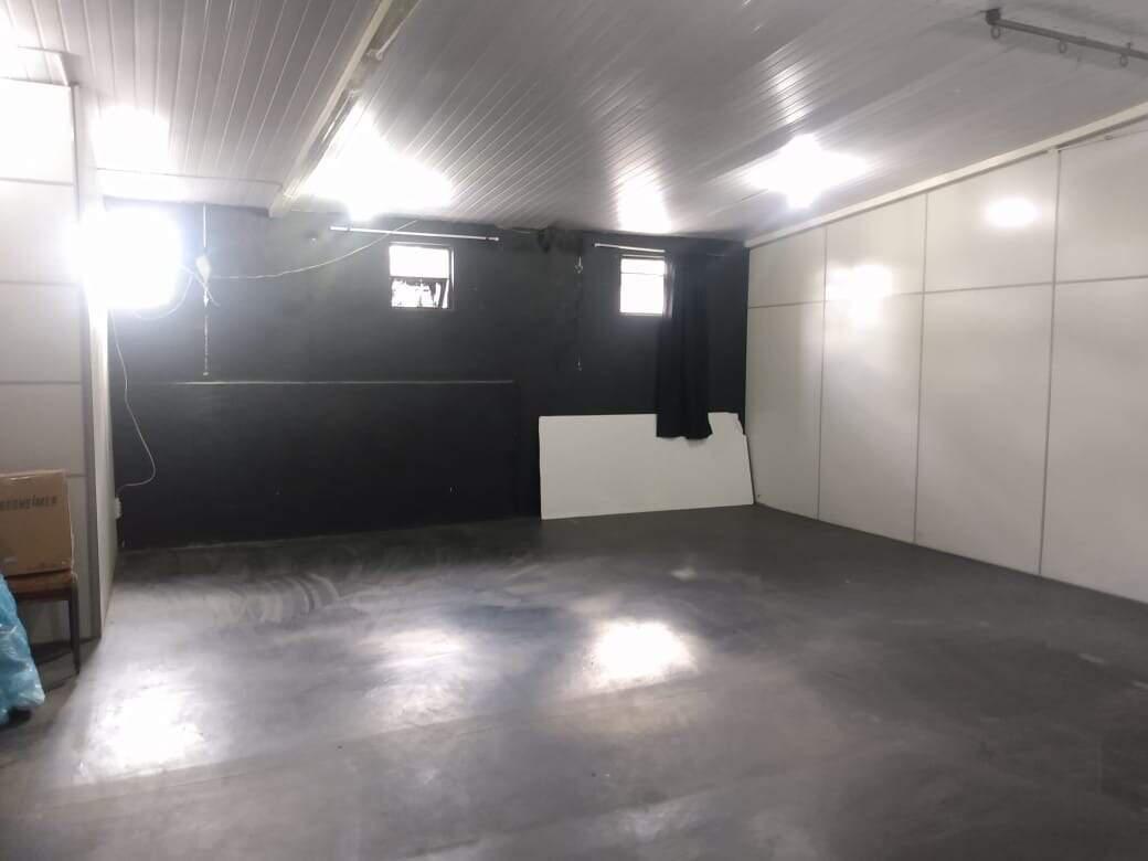 Prédio, Floresta, 0 Quarto, 0 Vaga