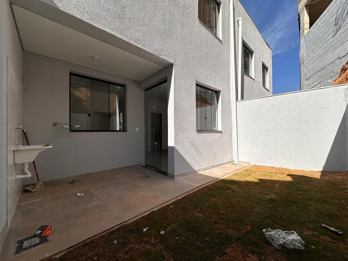 Casa, Manacás, 3 Quartos, 3 Vagas, 1 Suíte