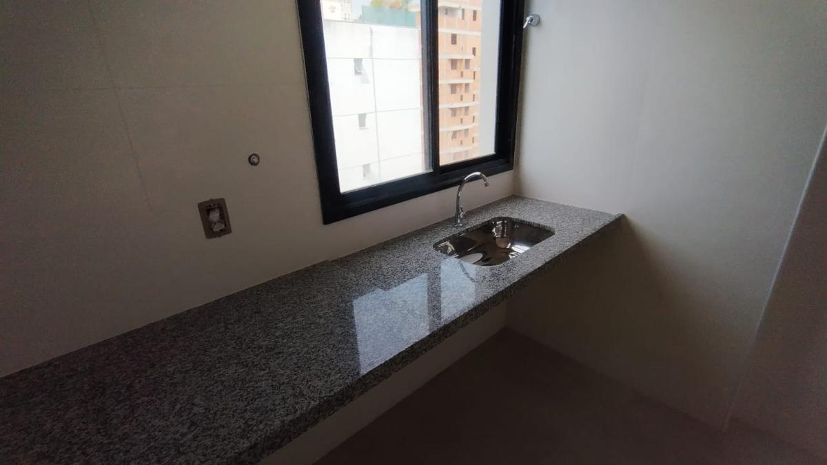 Cobertura, Sagrada Família, 3 Quartos, 3 Vagas, 1 Suíte
