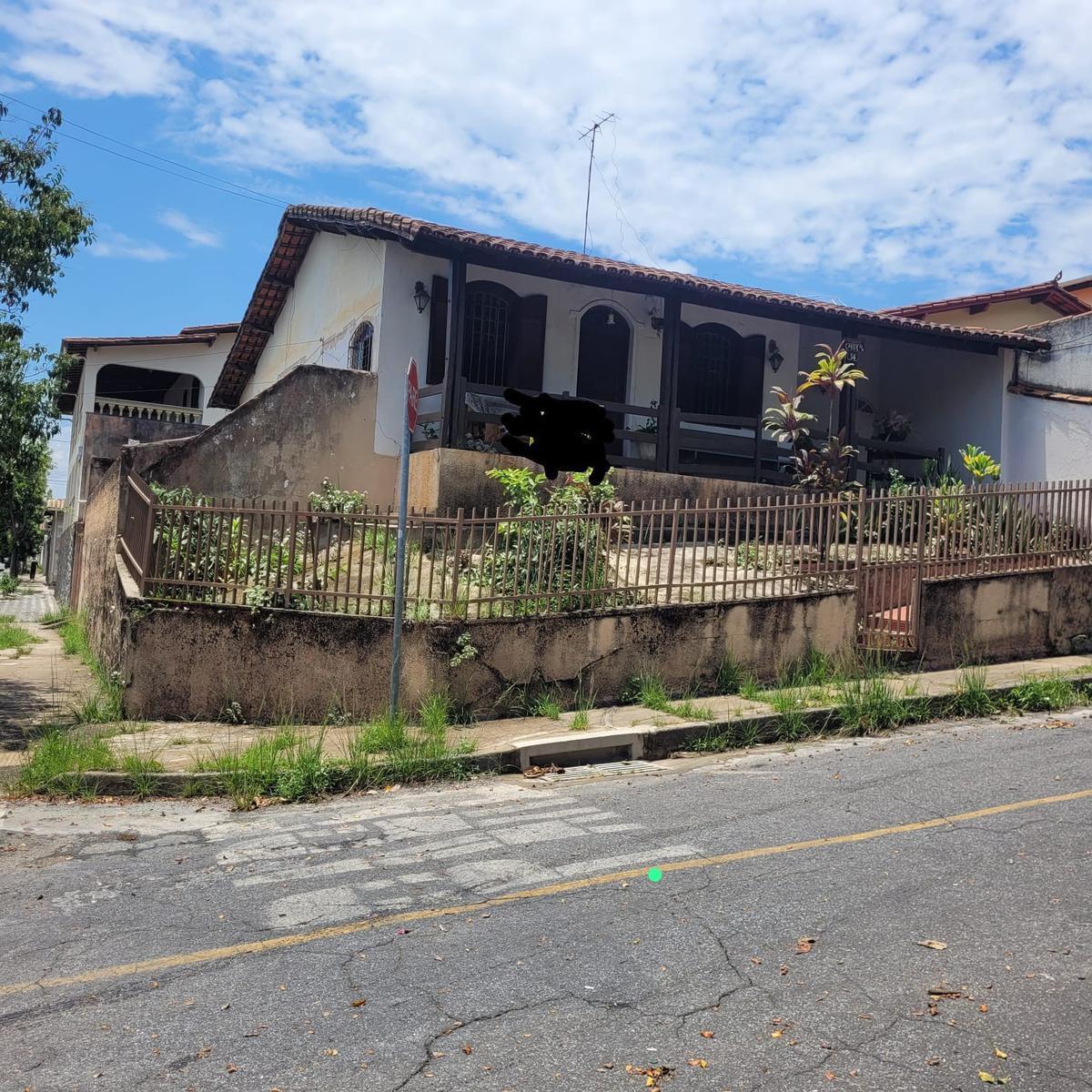 Casa, Alípio de Melo, 3 Quartos, 1 Vaga, 1 Suíte