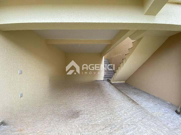 Casa, Cabral, 3 Quartos, 0 Vaga, 1 Suíte