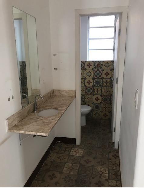 Casa Comercial, Funcionários, 0 Quarto, 0 Vaga