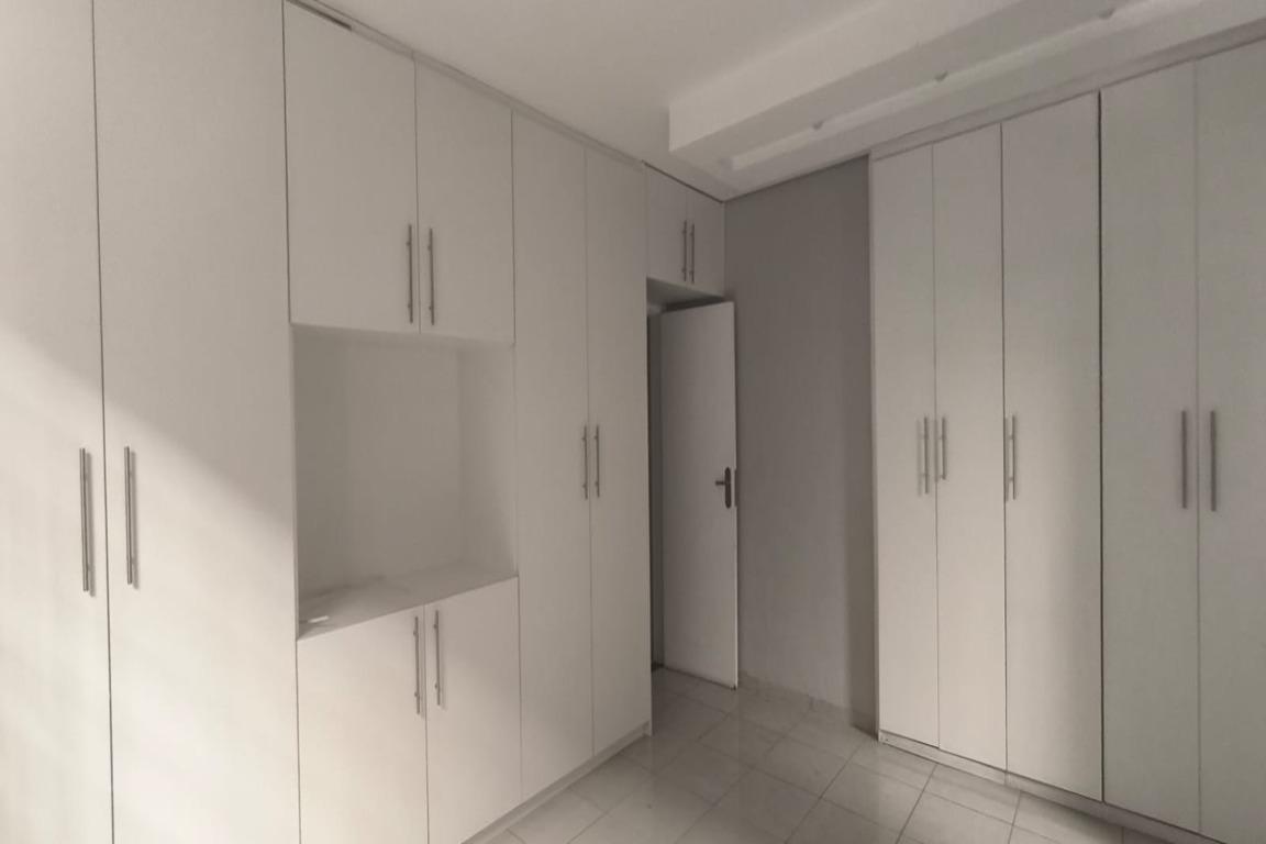 Casa, Cidade Nova, 5 Quartos, 4 Vagas, 2 Suítes
