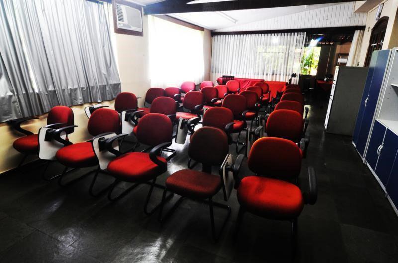 Hotel, Arraial Velho, 25 Quartos, 125 Vagas, 25 Suítes