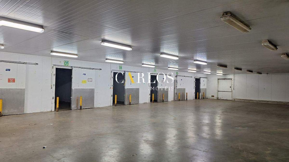 Galpão, Liberdade, 104 Vagas