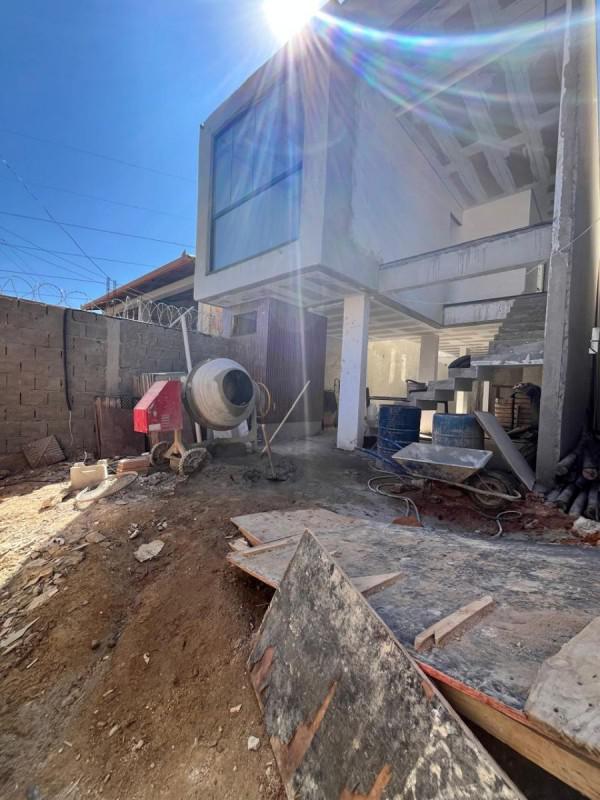 Casa, São Pedro, 3 Quartos, 2 Vagas, 1 Suíte