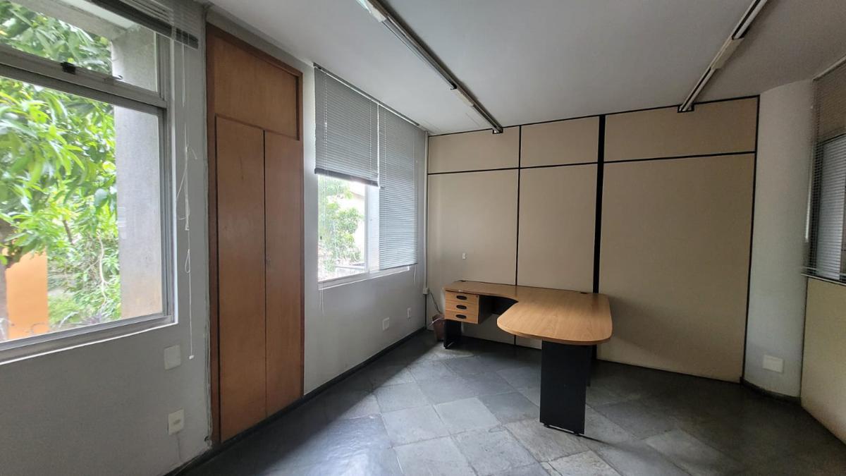 Prédio, São Francisco, 0 Quarto, 0 Vaga