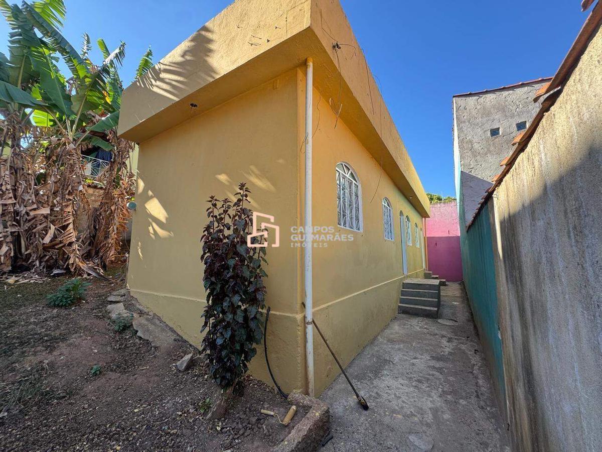 Casa, Milionários, 2 Quartos, 4 Vagas