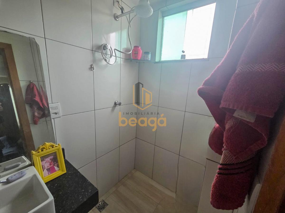 Cobertura, Coqueiros, 3 Quartos, 1 Vaga, 1 Suíte