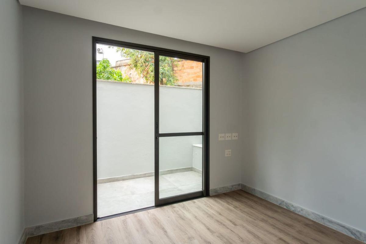 Casa, Planalto, 4 Quartos, 2 Vagas, 1 Suíte