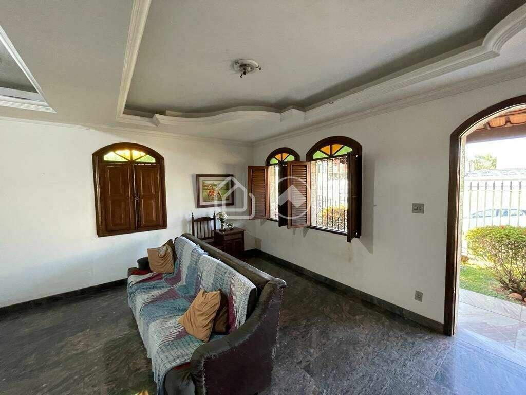 Casa, Betânia, 3 Quartos, 3 Vagas, 2 Suítes