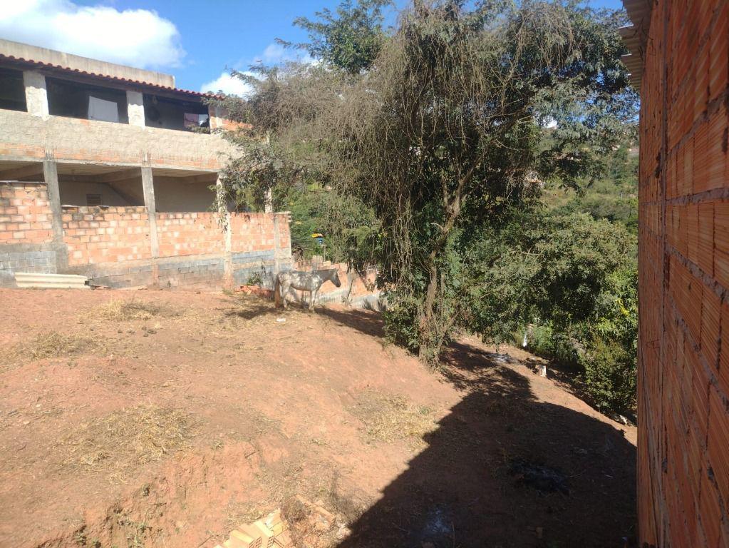 Casa, Santo Antônio (roça Grande), 4 Quartos, 0 Vaga