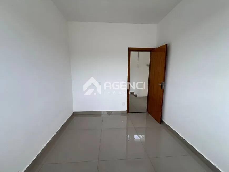 Casa, Vale das Orquídeas, 3 Quartos, 0 Vaga, 1 Suíte