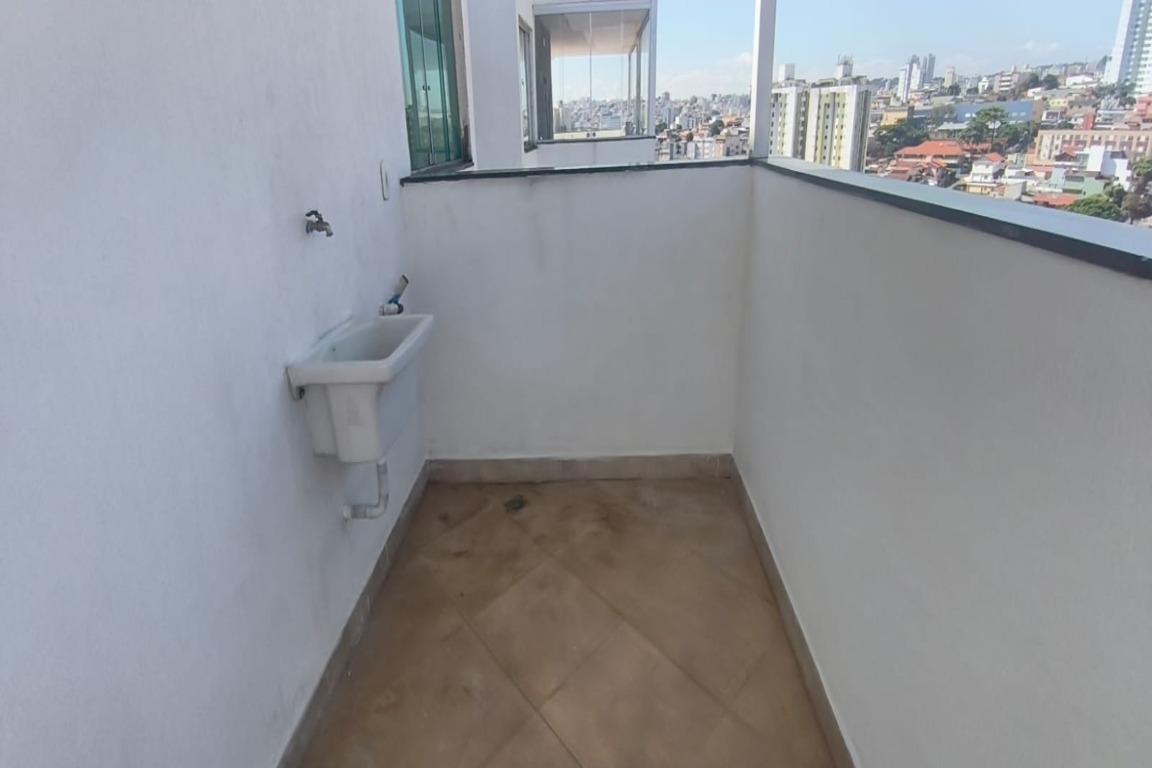 Cobertura, Santa Cruz, 3 Quartos, 2 Vagas, 1 Suíte
